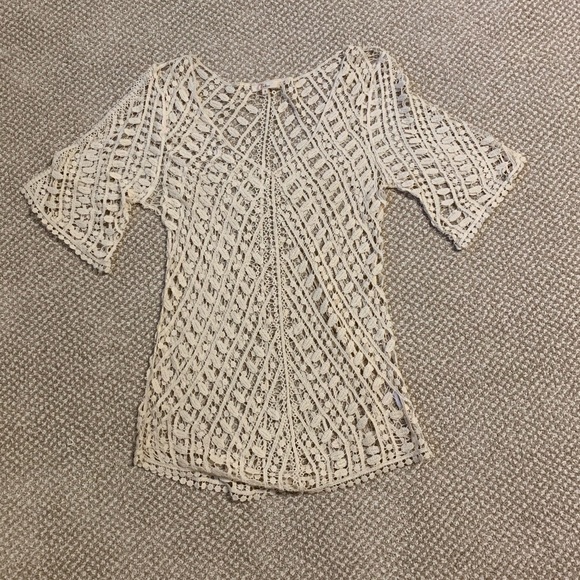 Nabee Tops - 💗SALE💗 Shear crocheted cream top